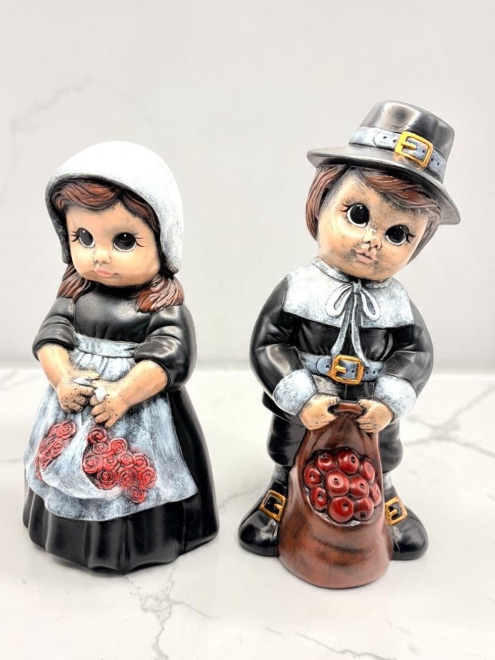 Vintage Ceramic Pilgrim Couple Figurines Big Eyes Thanksgiving Harvest Decor Set